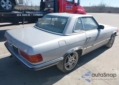 1983 Mercedes 280Se из США, поврежденный, VIN WDB10704212014414